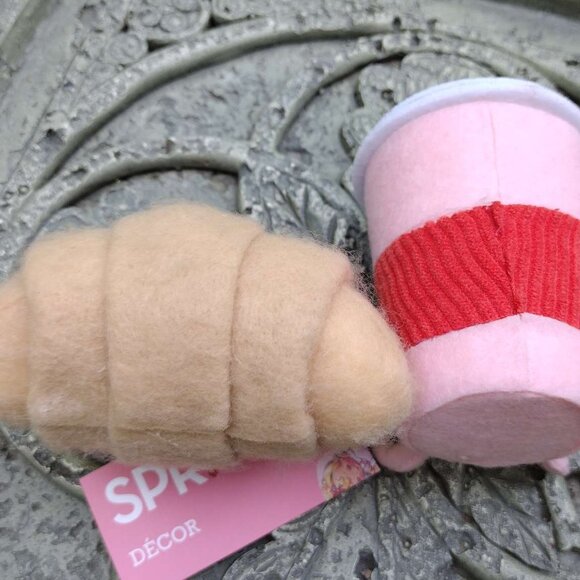 Target Spritz Felt Coffee & Croissant Duo Valentine's Day Figurine 2025 NEW - Picture 7 of 9